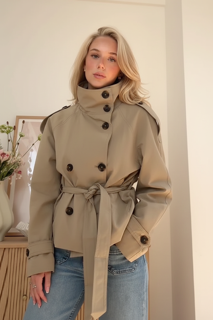 Damen-Polyesterjacke mit doppelreihiger Knopfleiste und Stehkragen